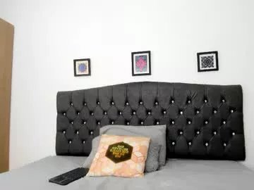 Freechat michellmorgans on Chaturbate