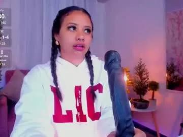 Away miiaa7_ on Chaturbate