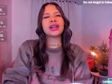 Away miiaa7_ on Chaturbate