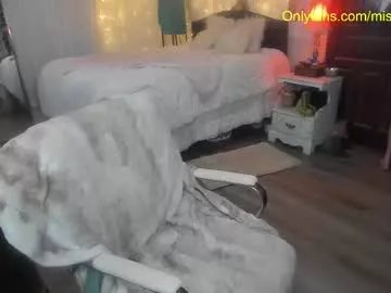 Private miss_trixie on Chaturbate