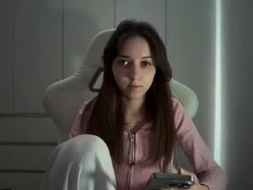 monnymoonn — hi stars! Join the community  Goal: handbra   [ 714 tokens left ]  #cute #saliva #young #18 #ahegao