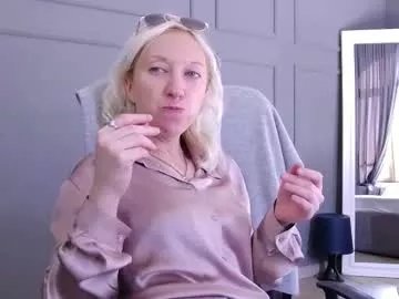 natalie_bitton on Chaturbate 