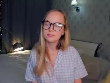 Freechat nicolavanderbie on Chaturbate