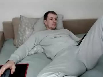 nikkiaadel on Chaturbate 