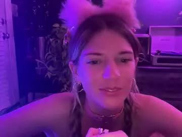 oliviahansleyy on Chaturbate