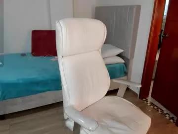 Freechat pretty_johnson_ on Chaturbate