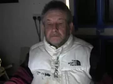 projectorepson on Chaturbate 