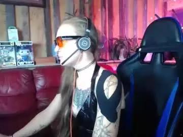 queenfrostbitten on Chaturbate 