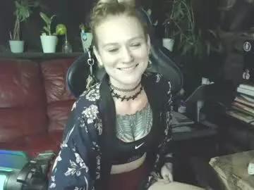 queenfrostbitten on Chaturbate 