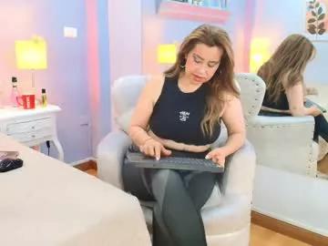 samanthamilf__ on Chaturbate 
