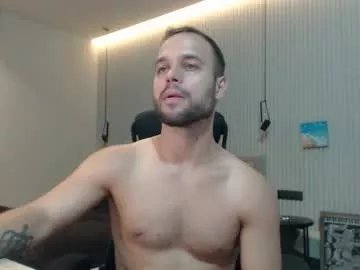 Freechat sandro_best on Chaturbate