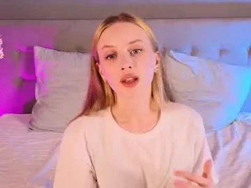 Freechat soft_babe on Chaturbate