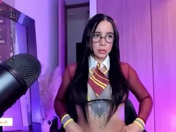 Freechat sophyamiller_15 on Chaturbate