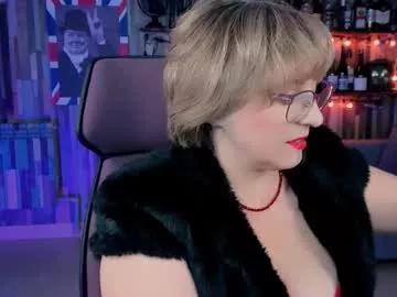 Private sugarvi on Chaturbate