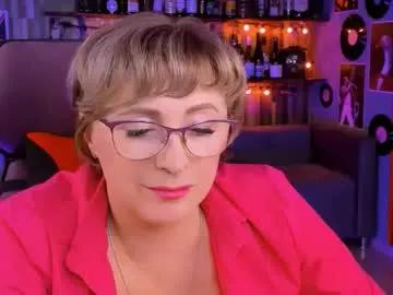 Private sugarvi on Chaturbate