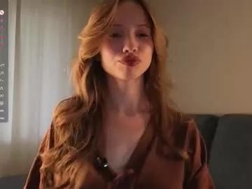 sunnivagaillard on Chaturbate