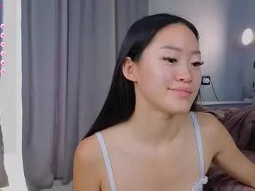 Freechat sweet_is_kim2 on Chaturbate