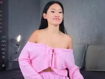 Freechat sweet_is_kim2 on Chaturbate