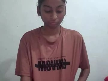Freechat the_right_girl on Chaturbate