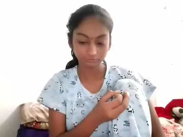 Freechat the_right_girl on Chaturbate