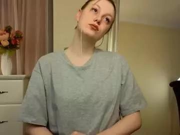 too_cute_blonde_girl on Chaturbate 