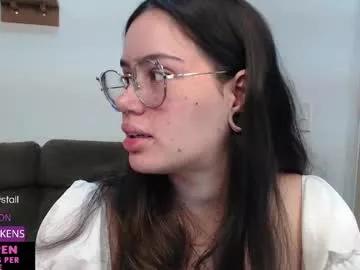 Freechat velvetcrystal on Chaturbate