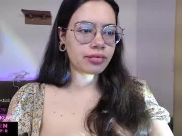 Freechat velvetcrystal on Chaturbate