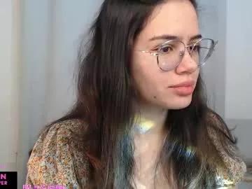 Freechat velvetcrystal on Chaturbate