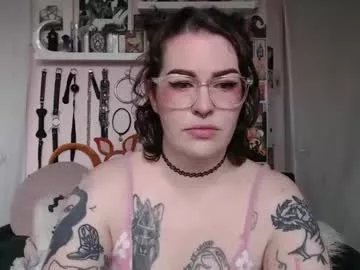 Freechat vixinvvitch on Chaturbate