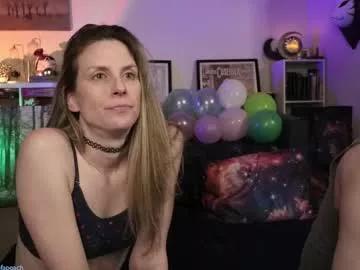 widthofapeach on Chaturbate 