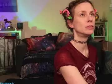 widthofapeach on Chaturbate 