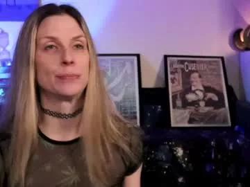 widthofapeach on Chaturbate 