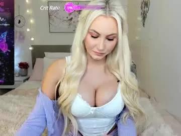 Freechat xolunarae on Chaturbate