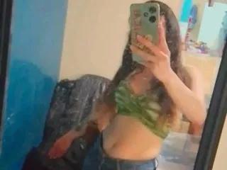 Alessa_dolls on Streamate 
