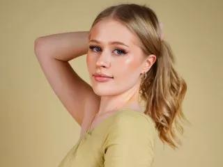 JuliaJue on Streamate 