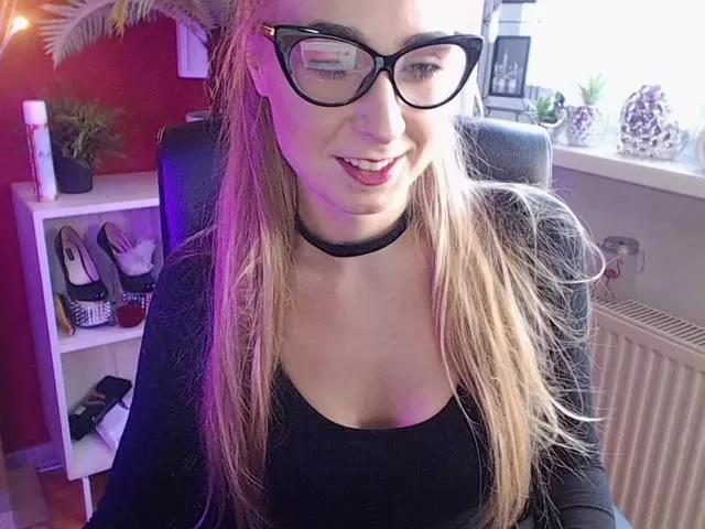 Alenapretty on Streamray 