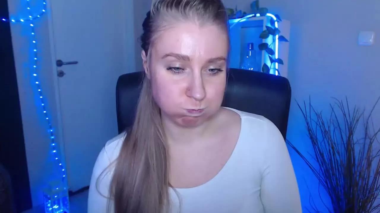 Alenapretty on Streamray 