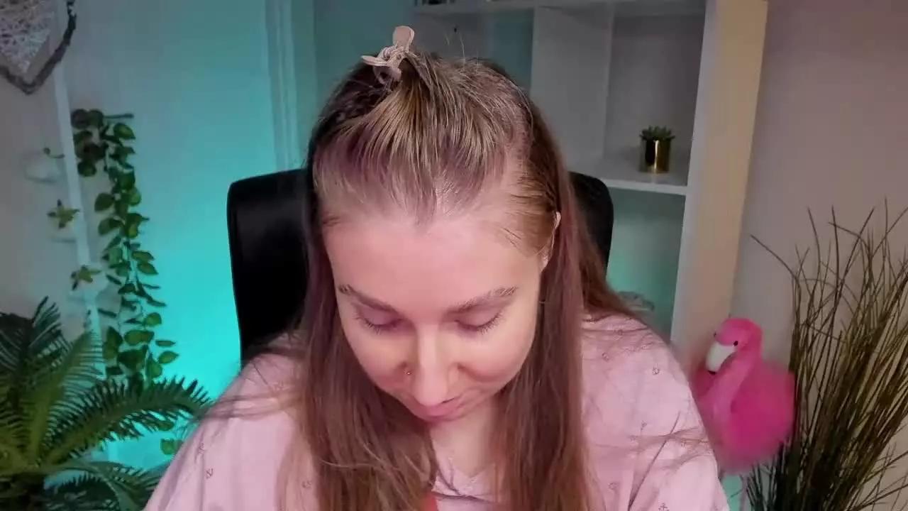 Alenapretty on Streamray 