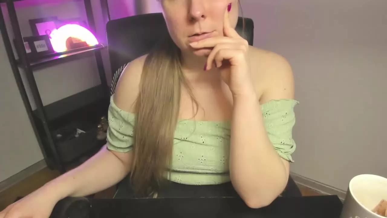 Alenapretty on Streamray 