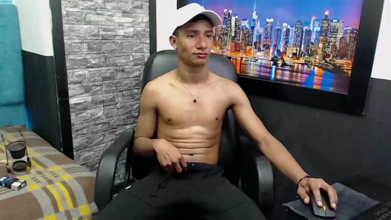 daniel_xxx_21 on Streamray 