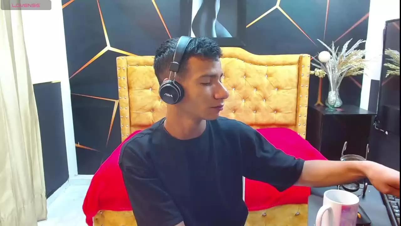daniel_xxx_21 on Streamray 