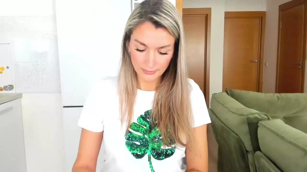 FantasticOne on Streamray 