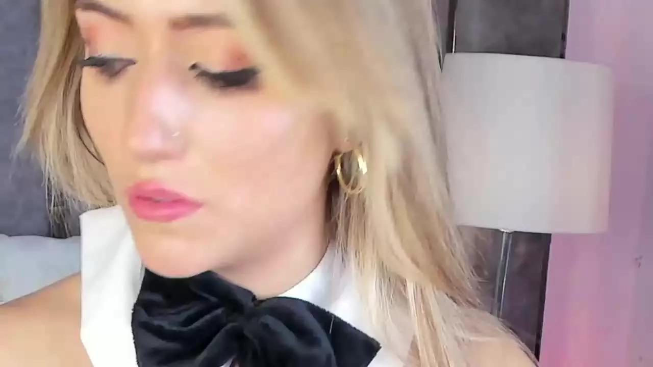 IsabelaCarter on Streamray 
