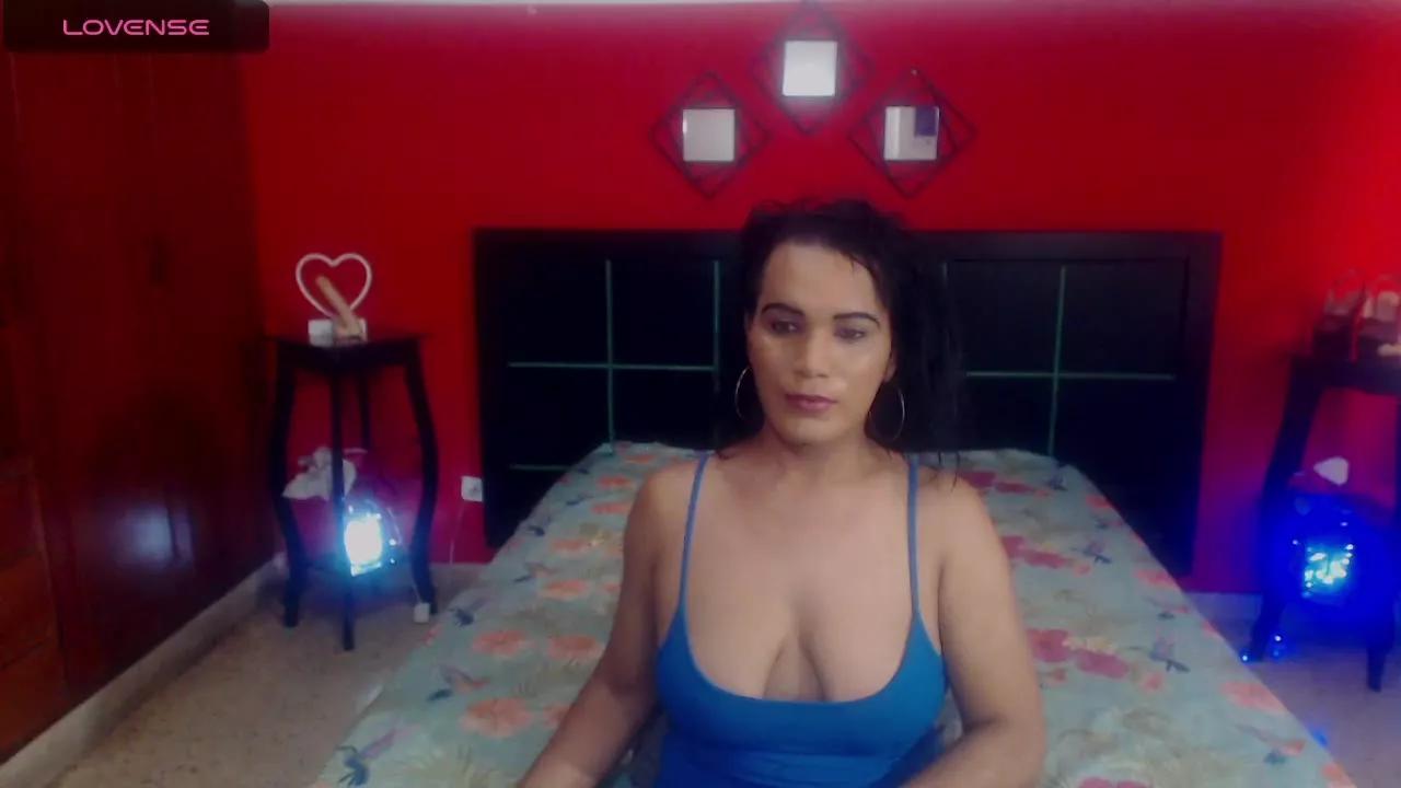 kimberlyfor4TS on Streamray 