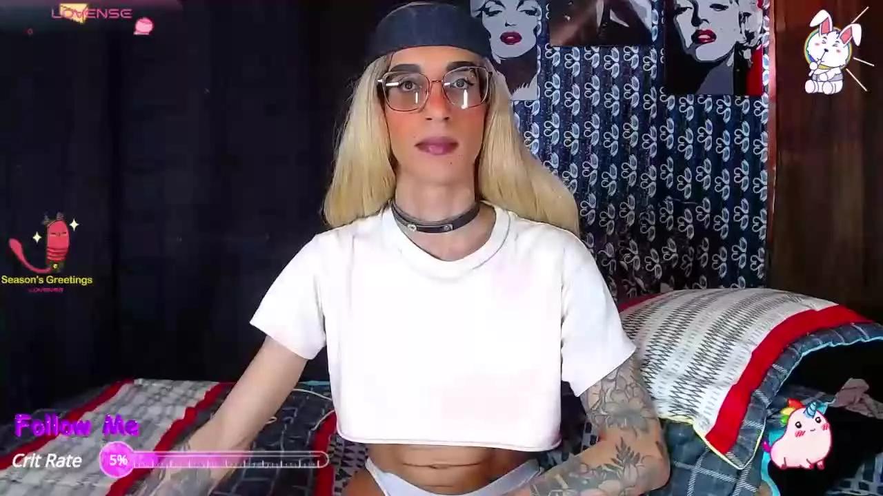 KrissxLoveTS on Streamray 