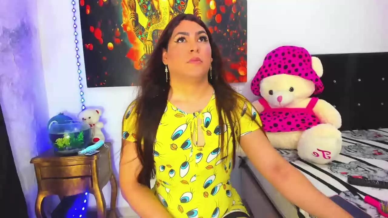 ShanellCTS on Streamray 