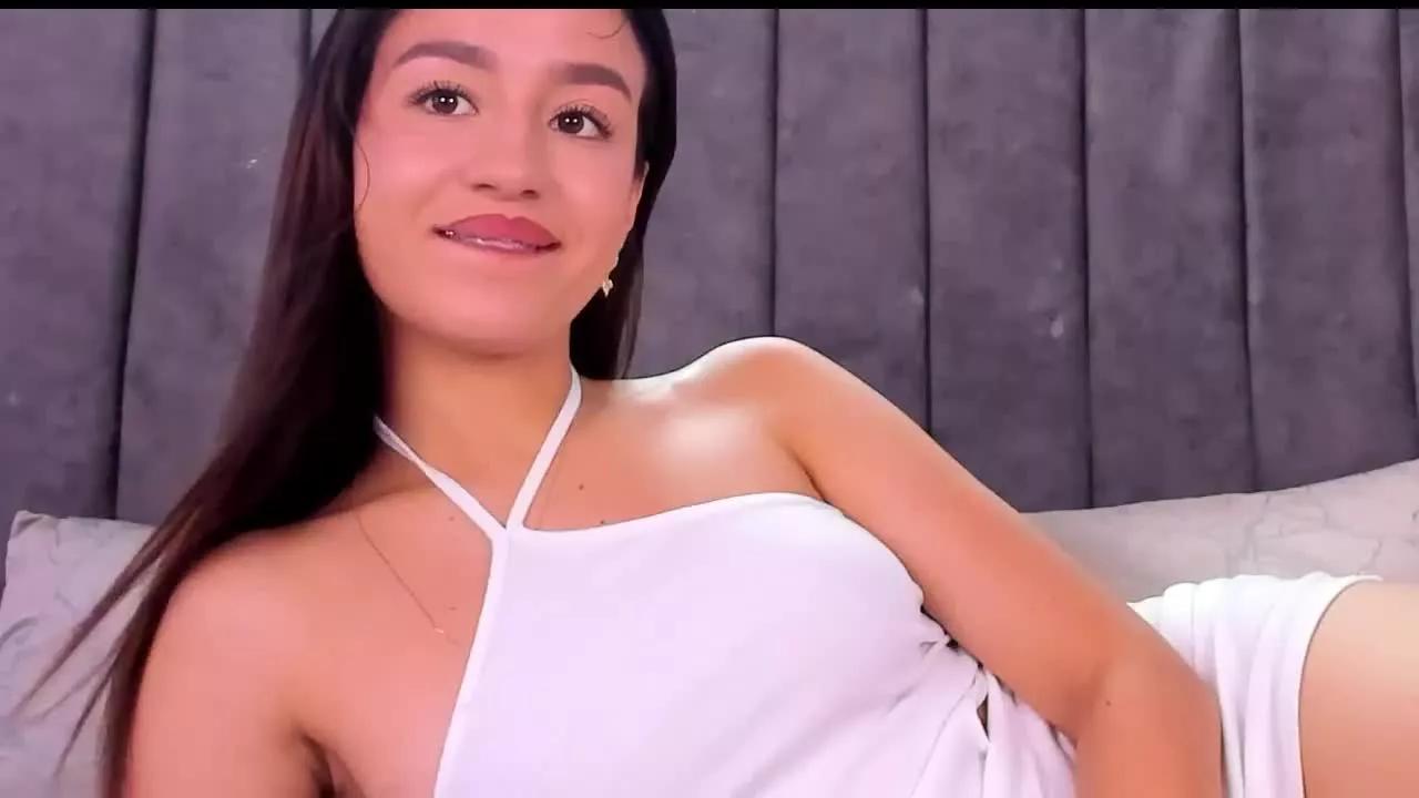 TamaraGrey on Streamray 