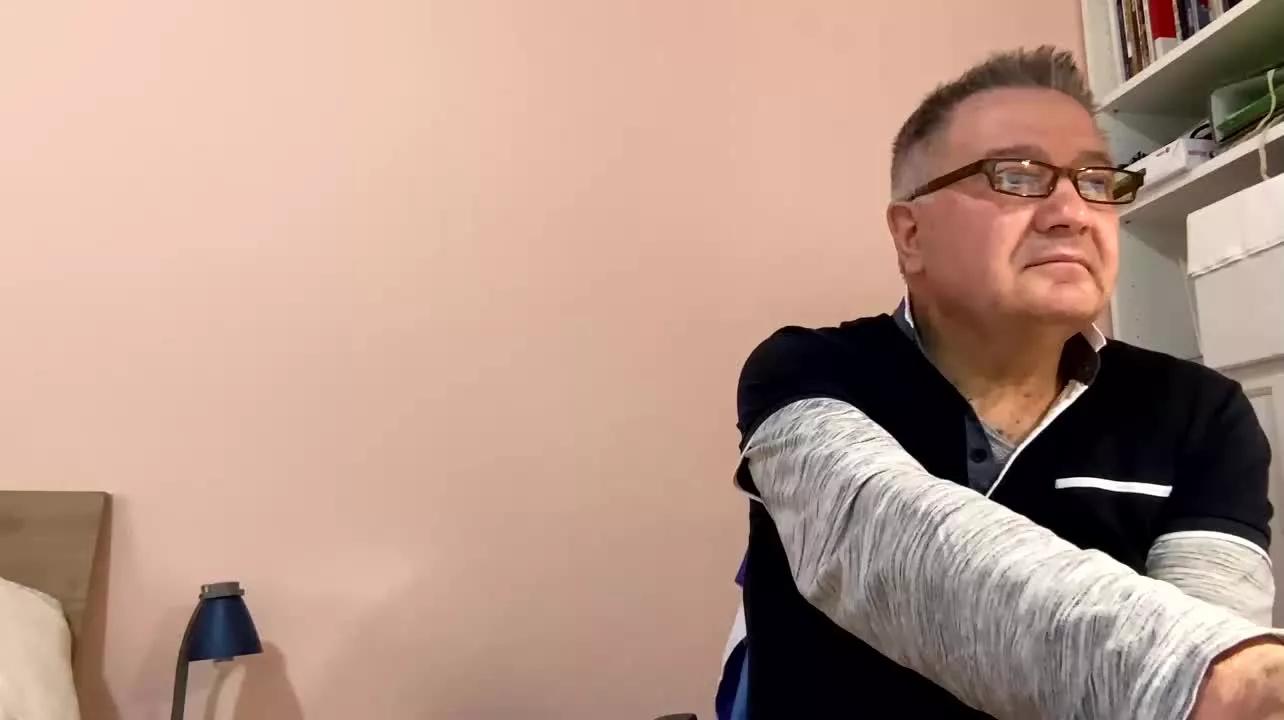 YOU6me on Streamray 
