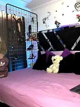 Freechat 1lovelygirls on StripChat