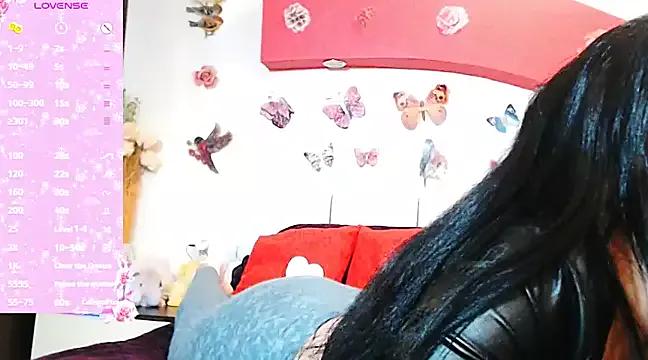 _magic_smile_11 on StripChat 